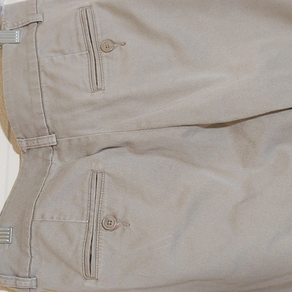 Lee Just Below the Waist Women's Khakis - Picture 6 of 7